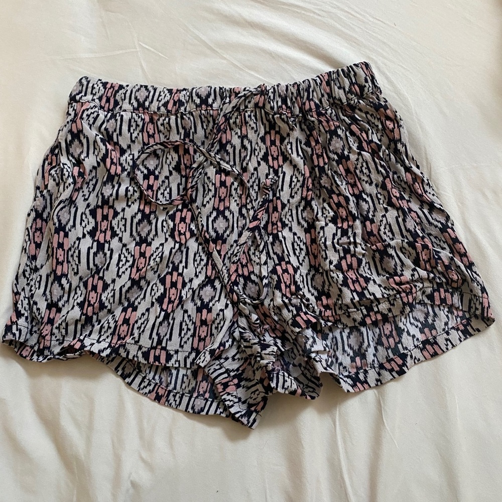 Brandy Melville Printed Shorts